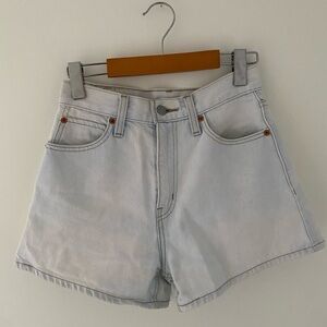 Levi’s Women's Light Blue Denim Shorts